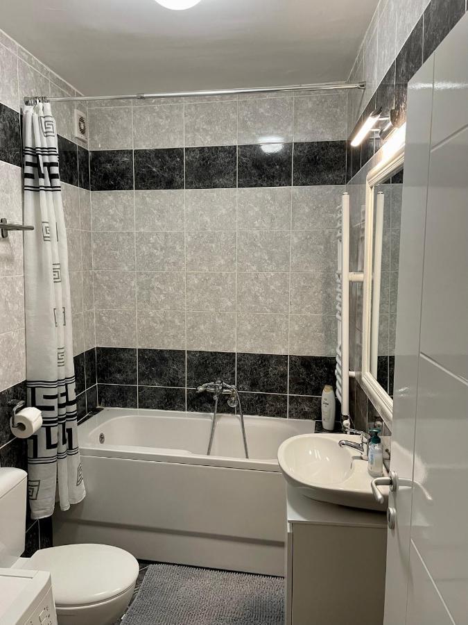 Trident Apartments 2 Nisz Zewnętrze zdjęcie
