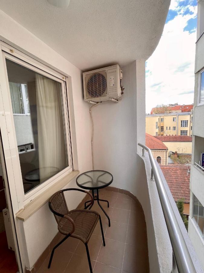 Trident Apartments 2 Nisz Zewnętrze zdjęcie