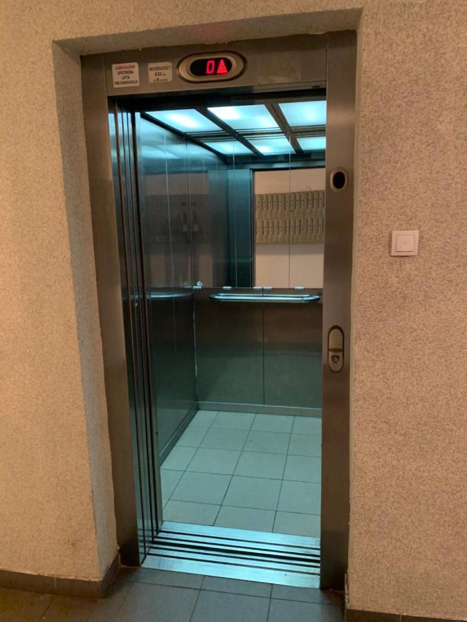 Trident Apartments 2 Nisz Zewnętrze zdjęcie